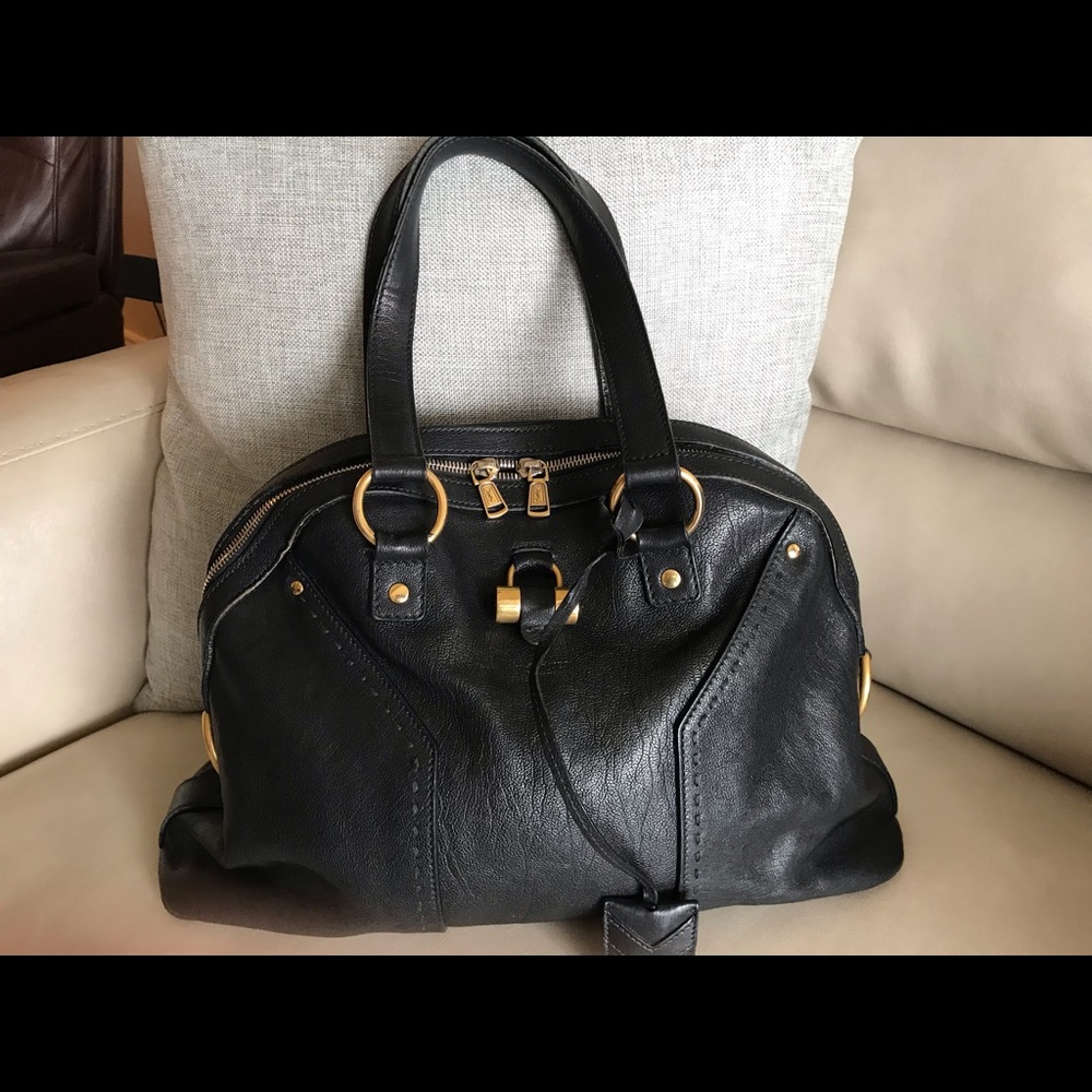 YSL LARGE BLACK MUSE